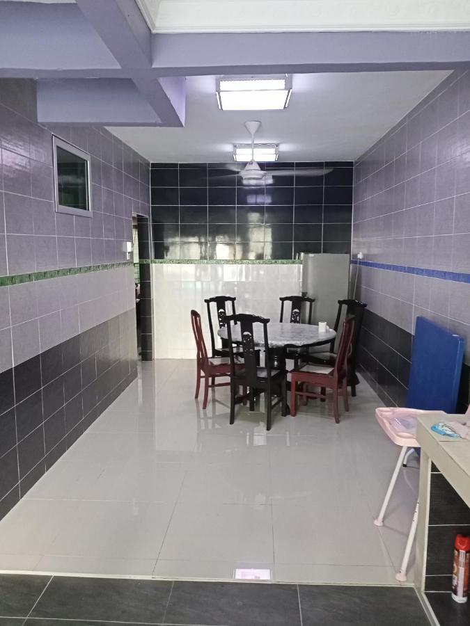 35, Jalan Seri Bayu 18 Kampong Bagan Lalang Bagian luar foto